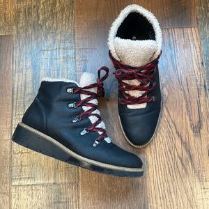 Dr. Scholls boots - super cute!! Only worn 1 time!